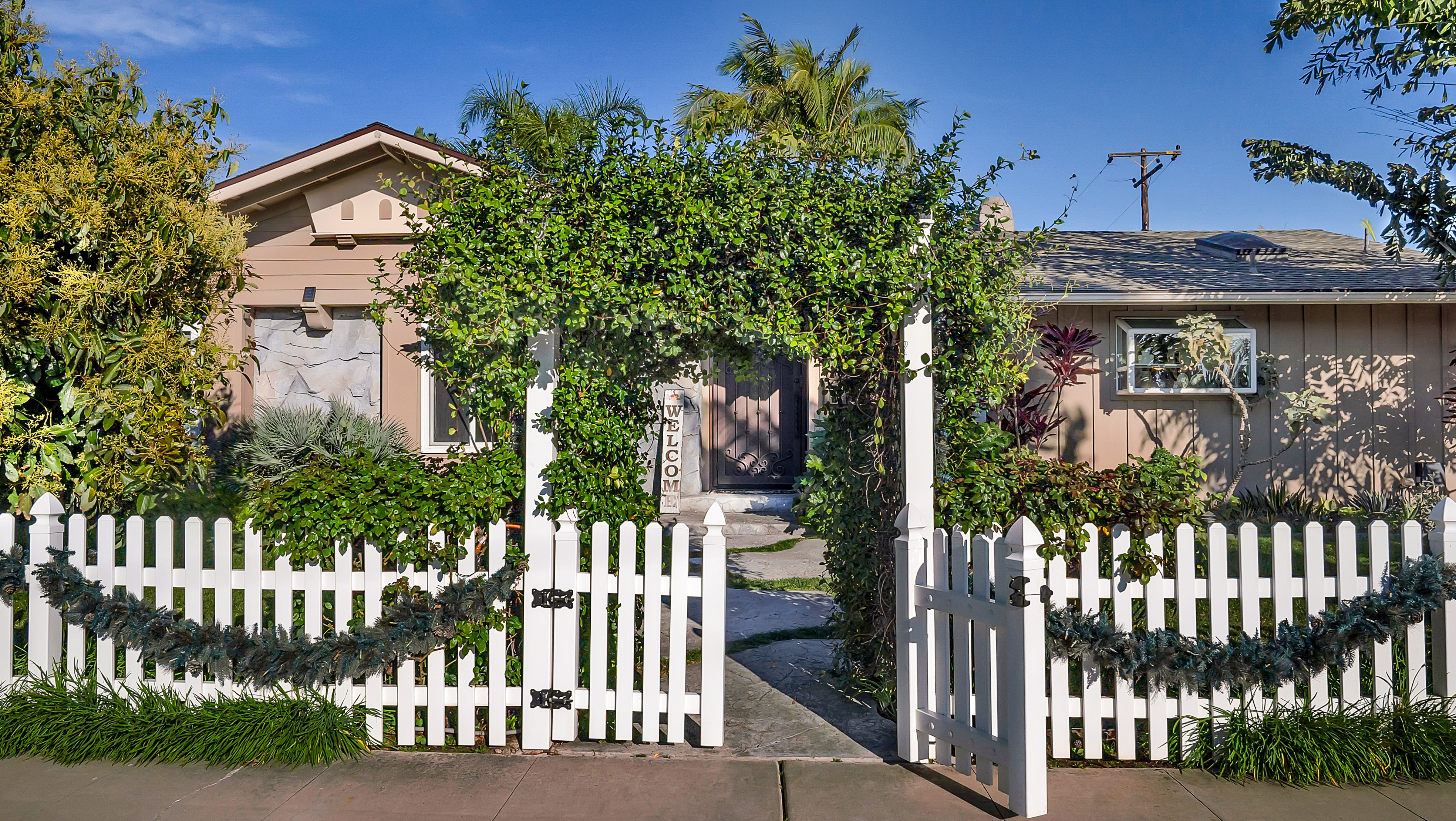  2129 North Pine Street, Orange, CA 92865 - 物件實景
