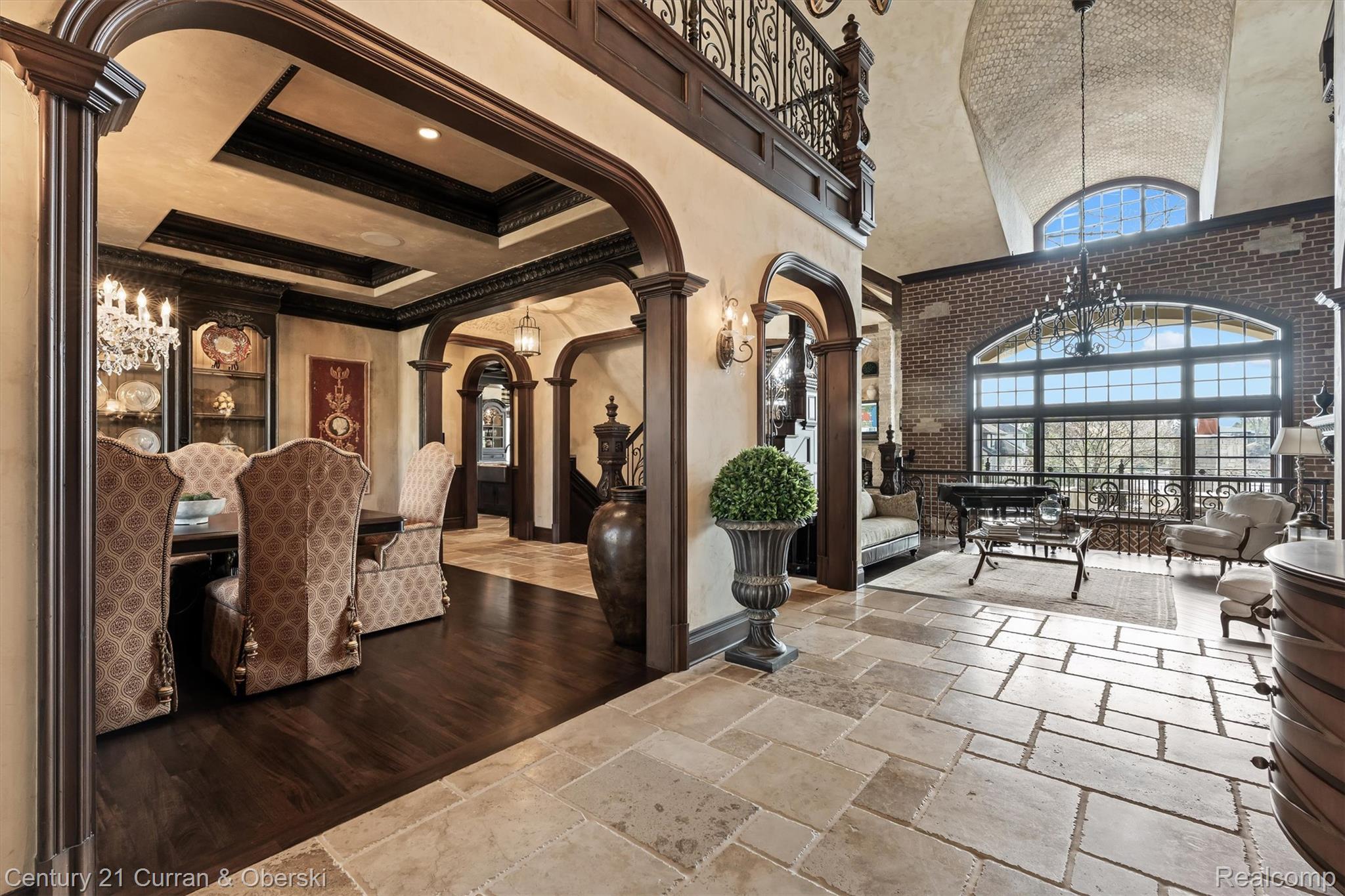 Northville, Michigan, 48168, United States, 4 Bedrooms Bedrooms, ,7 BathroomsBathrooms,Residential,For Sale,2038864