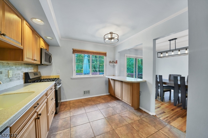 Raritan Twp., New Jersey, 08822, United States, 4 Bedrooms Bedrooms, ,3 BathroomsBathrooms,Residential,For Sale,1911305