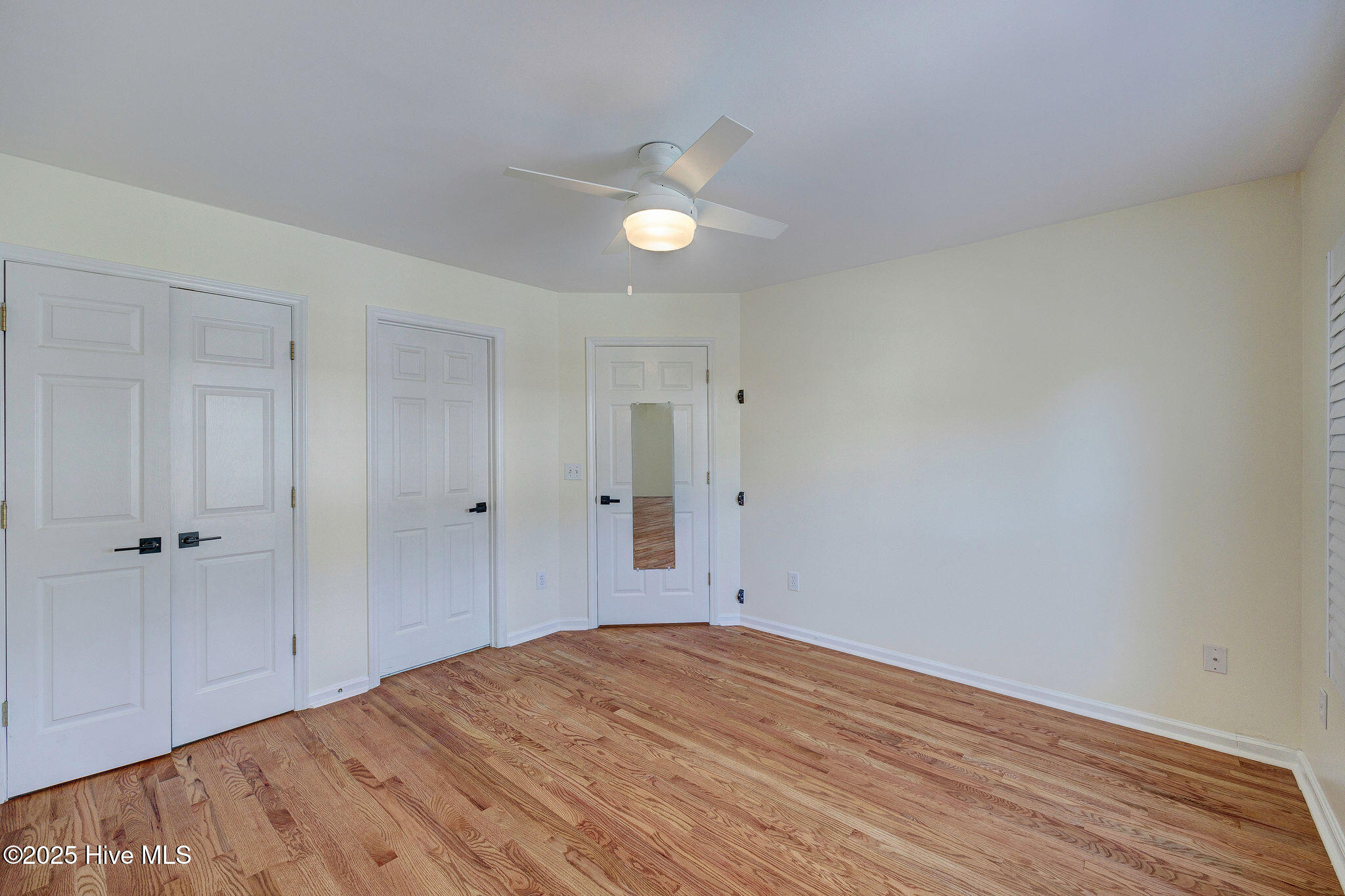 Carolina Beach, North Carolina, 28428, United States, 2 Bedrooms Bedrooms, ,2 BathroomsBathrooms,Residential,For Sale,1956851