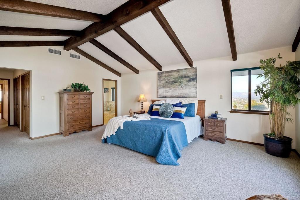 576 Camino De La Cima, San Marcos, California, 92078, United States, 5 Bedrooms Bedrooms, ,4 BathroomsBathrooms,Residential,For Sale,576 Camino De La Cima,1622114