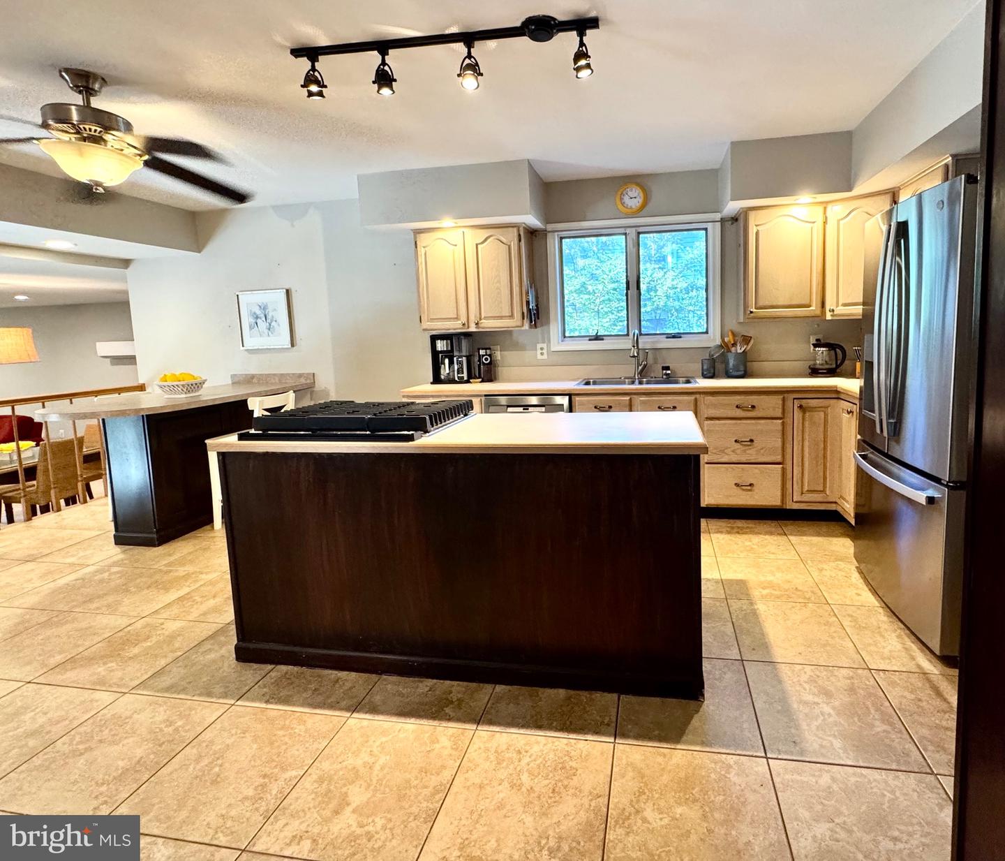 Stevensville, Maryland, 21666, United States, 3 Bedrooms Bedrooms, ,3 BathroomsBathrooms,Residential,For Sale,1957159