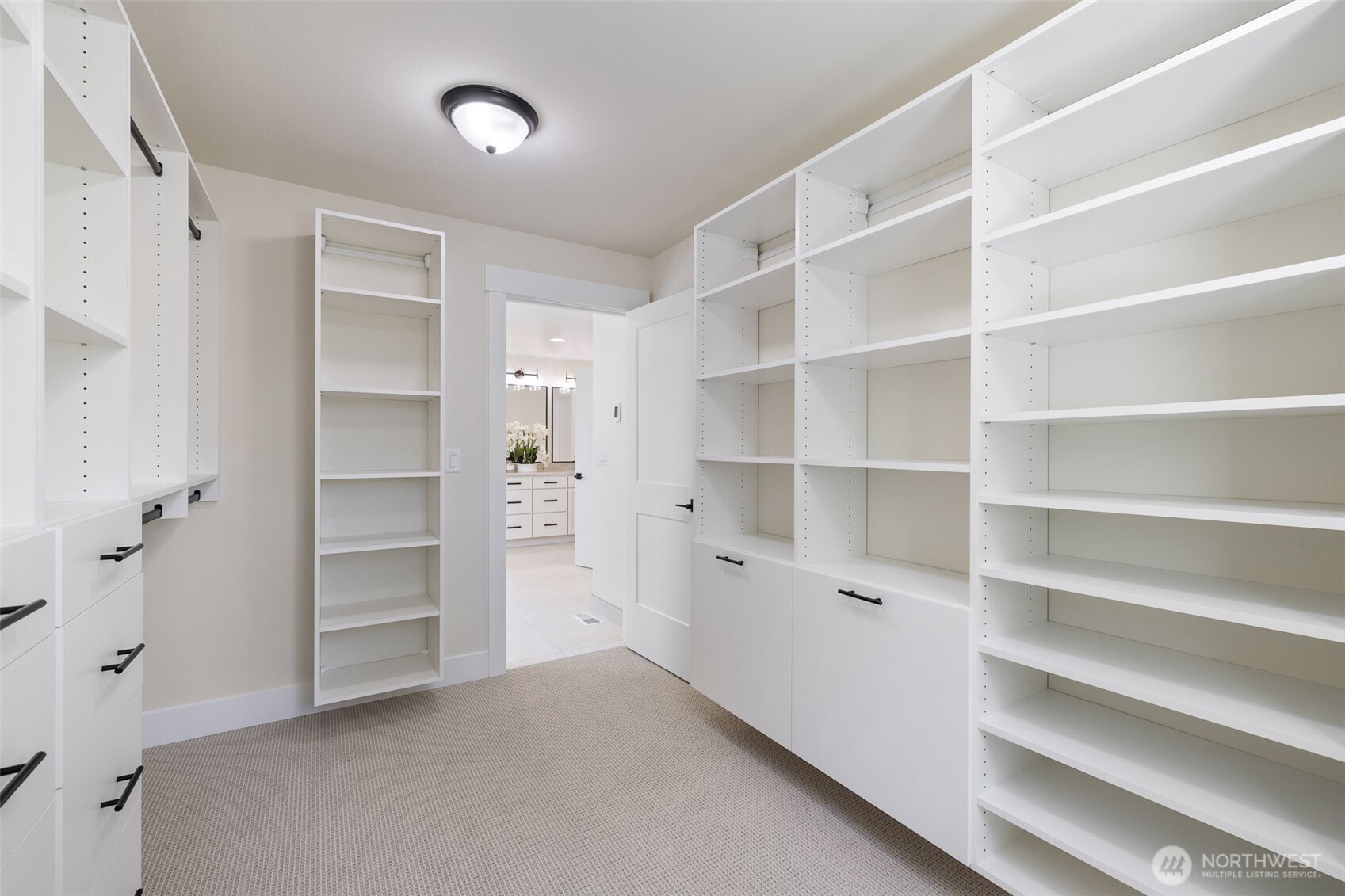 Bellevue, Washington, 98007, United States, 5 Bedrooms Bedrooms, ,4 BathroomsBathrooms,Residential,For Sale,1836661