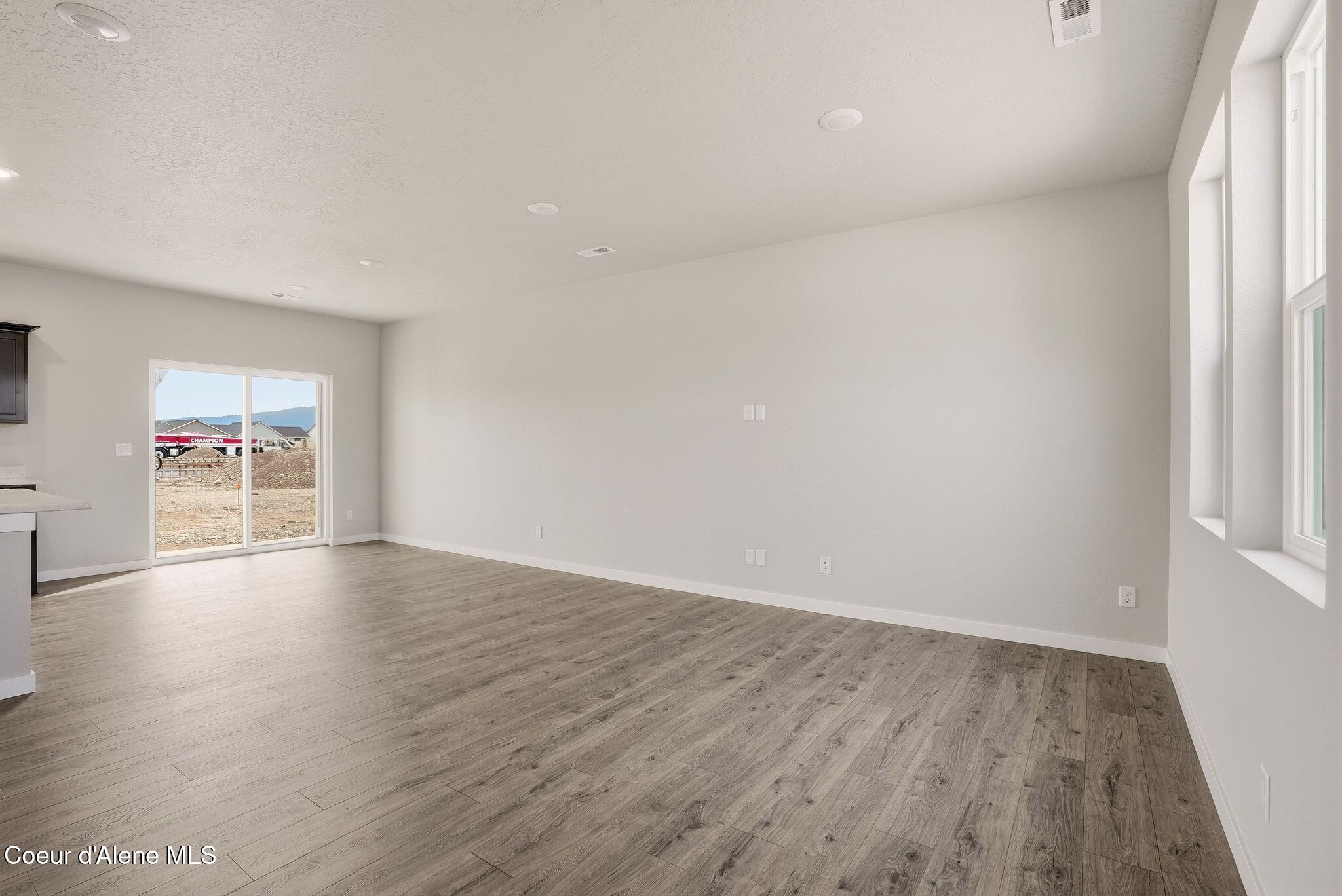 Post Falls, Idaho, 83854, United States, 3 Bedrooms Bedrooms, ,2 BathroomsBathrooms,Residential,For Sale,2030369