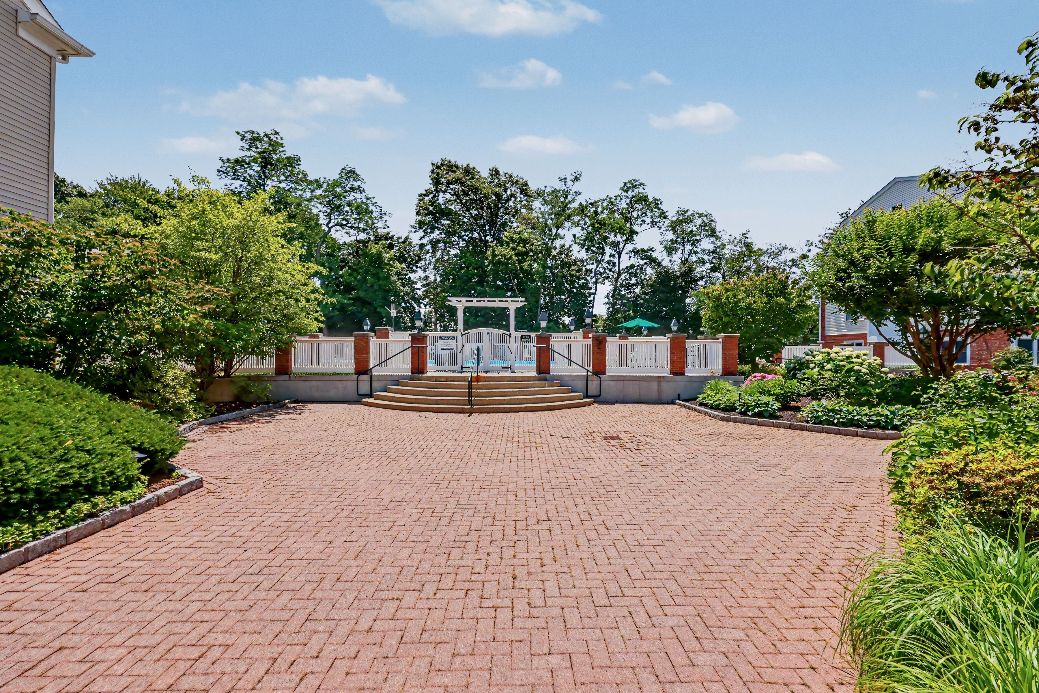  51 Forest Avenue APT 48 - 物件實景