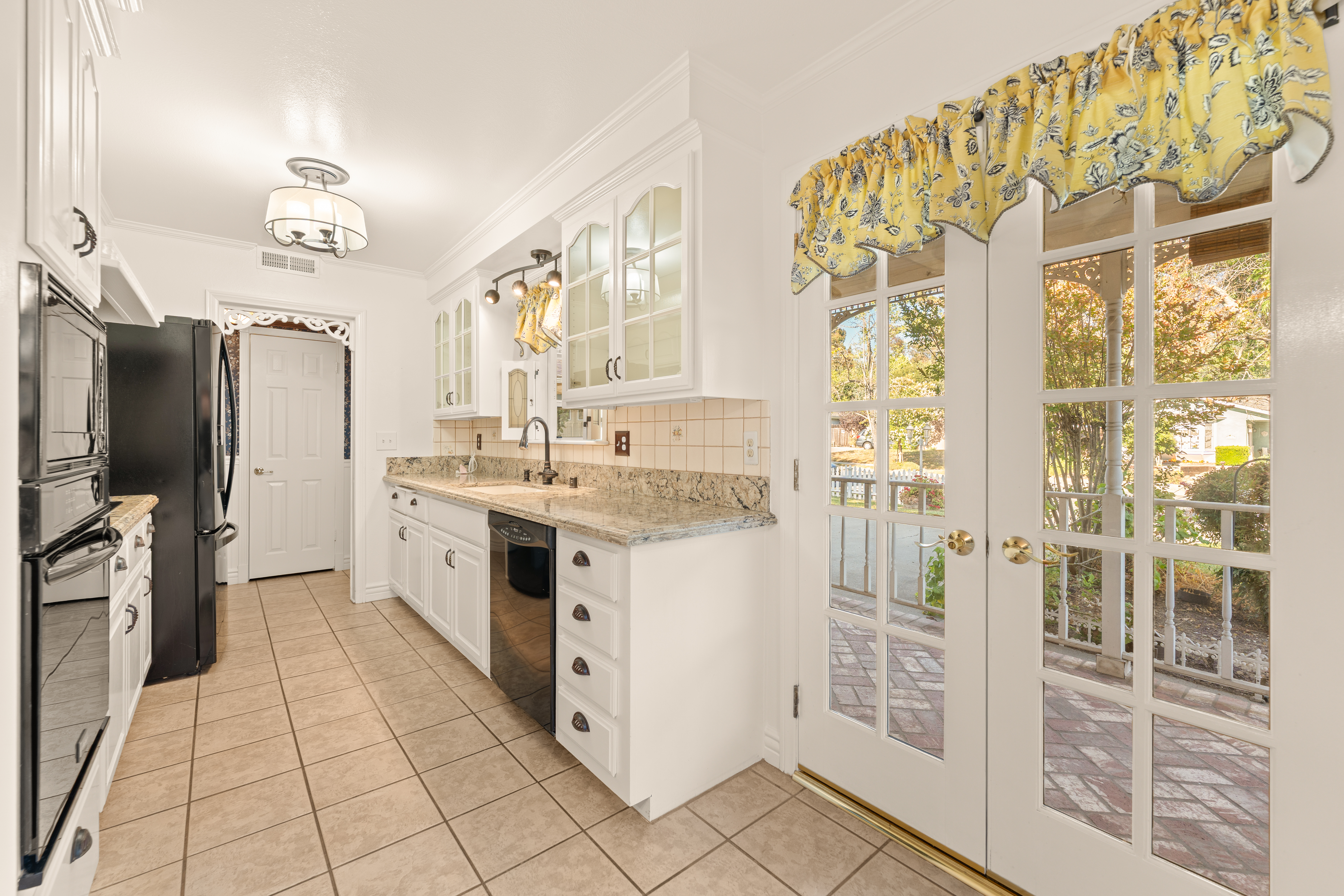  413 Descanso Avenue, Ojai, CA 93023 - 物件實景