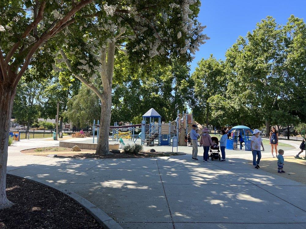 San Jose, California, 95125, United States, 4 Bedrooms Bedrooms, ,2 BathroomsBathrooms,Residential,For Sale,2003110