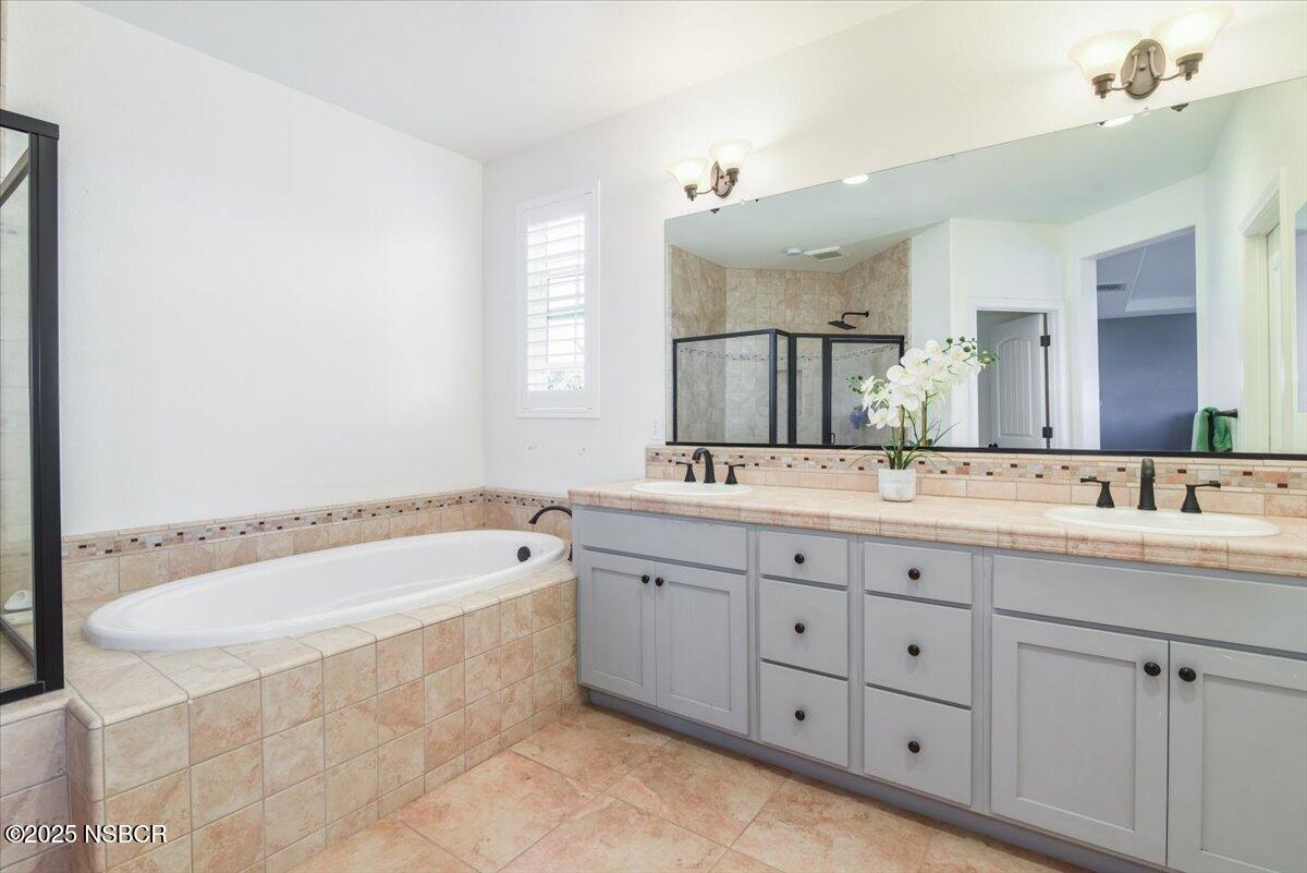 Lompoc, California, 93436, United States, 5 Bedrooms Bedrooms, ,4 BathroomsBathrooms,Residential,For Sale,1903001