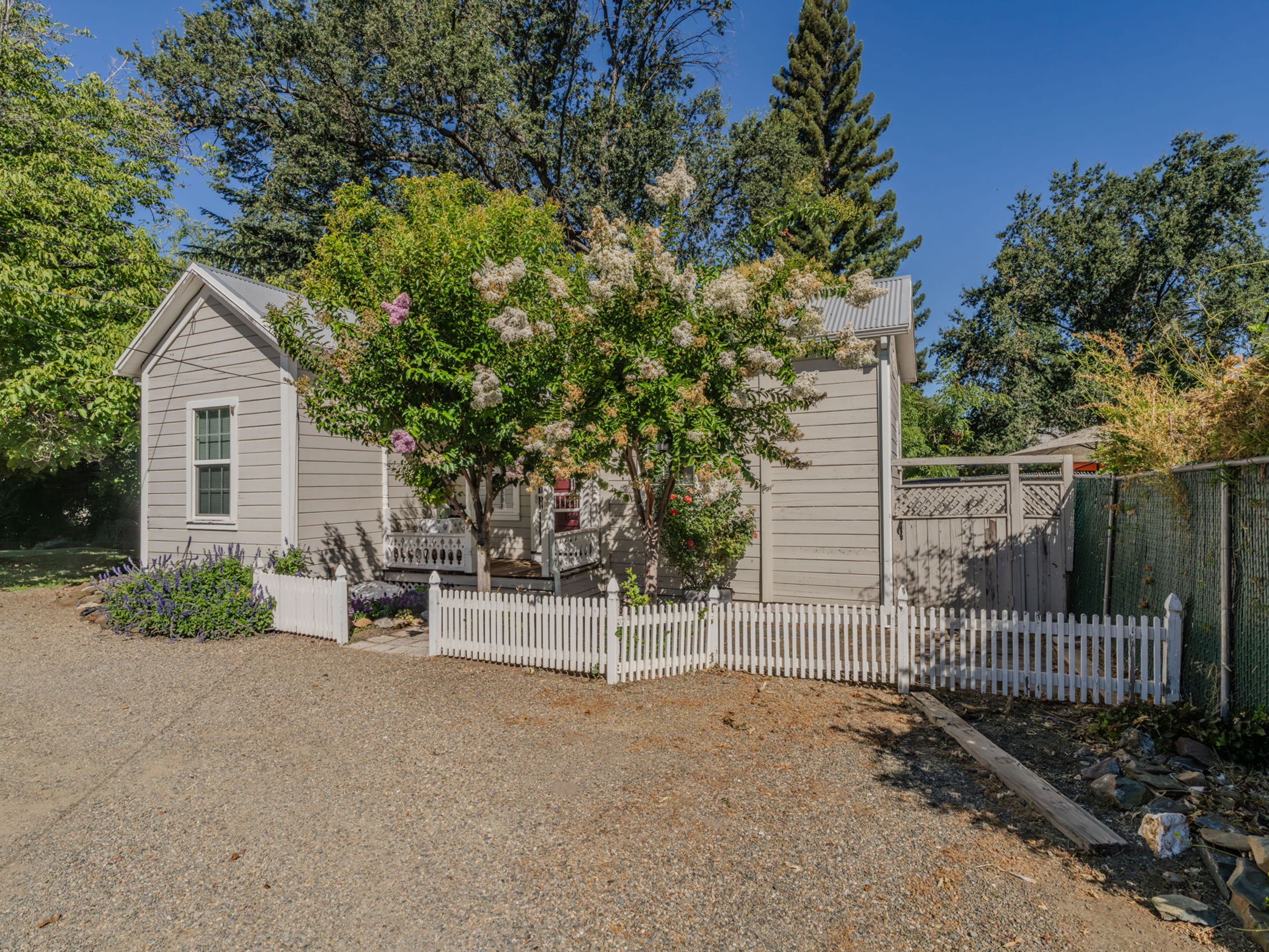 Historic Downtown Sutter Creek Residential Portfolio with Creek Frontage - 物件實景