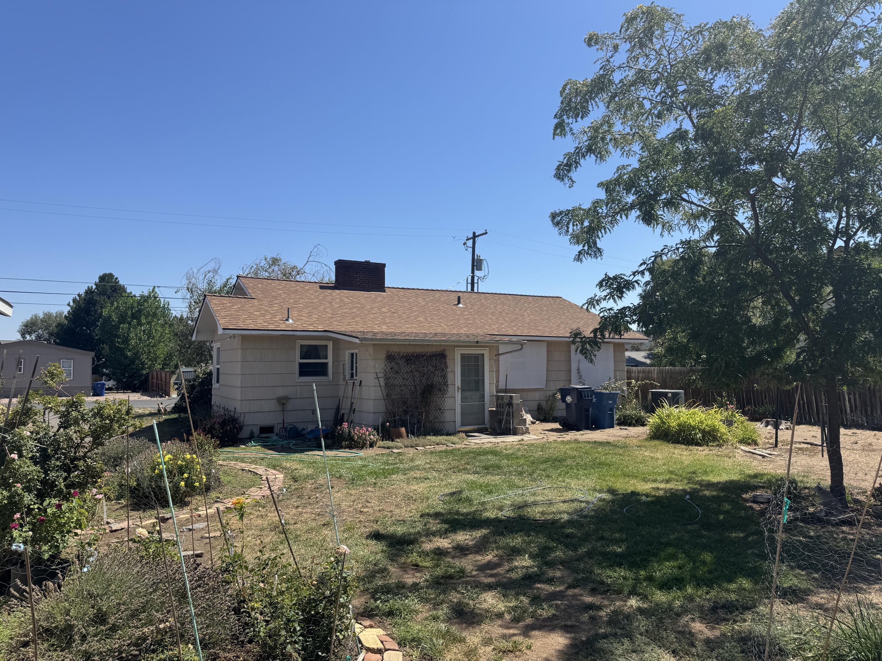 Redmond, Oregon, 97756, United States, 2 Bedrooms Bedrooms, ,1 BathroomBathrooms,Residential,For Sale,2008115