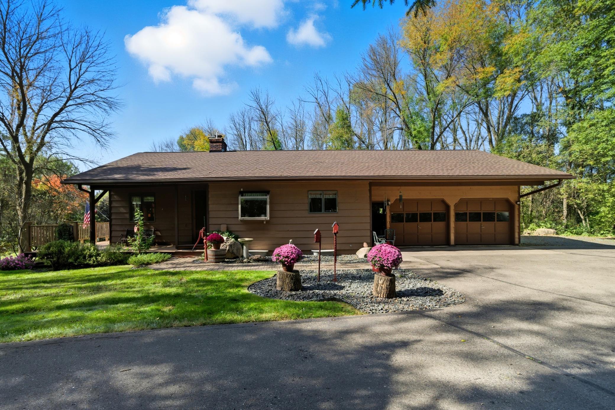 Warren Twp, Wisconsin, 54023, United States, 3 Bedrooms Bedrooms, ,1 BathroomBathrooms,Residential,For Sale,1961438