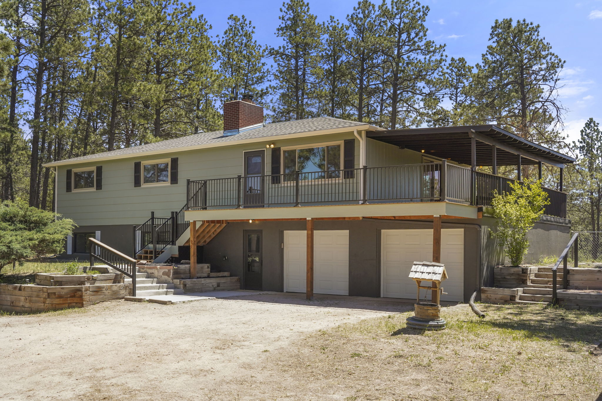  Extremely desirable southwest Black Forest location on stunning 5 wooded acres - 物件實景