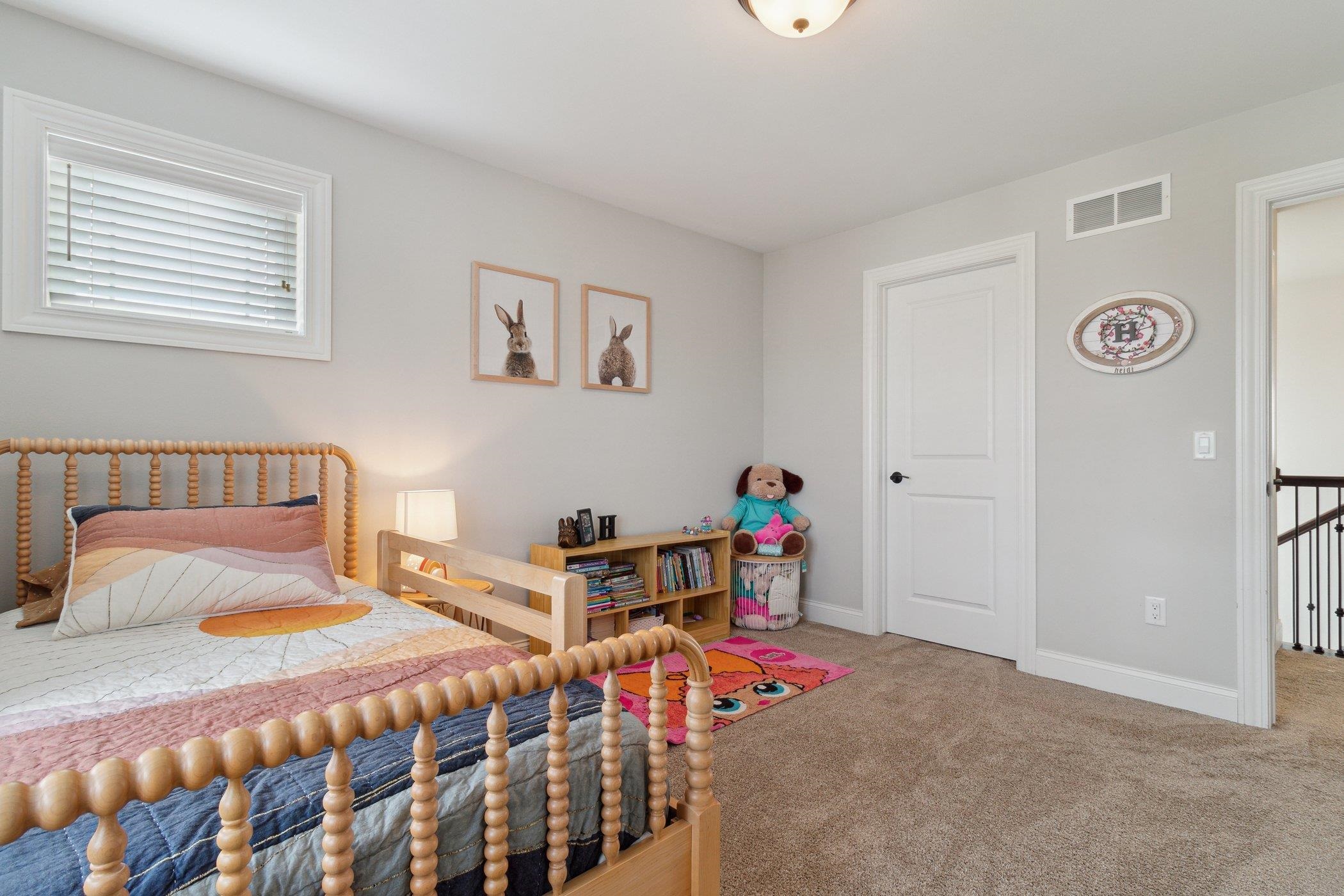 WAUNAKEE, Wisconsin, 53597, United States, 4 Bedrooms Bedrooms, ,4 BathroomsBathrooms,Residential,For Sale,1927061