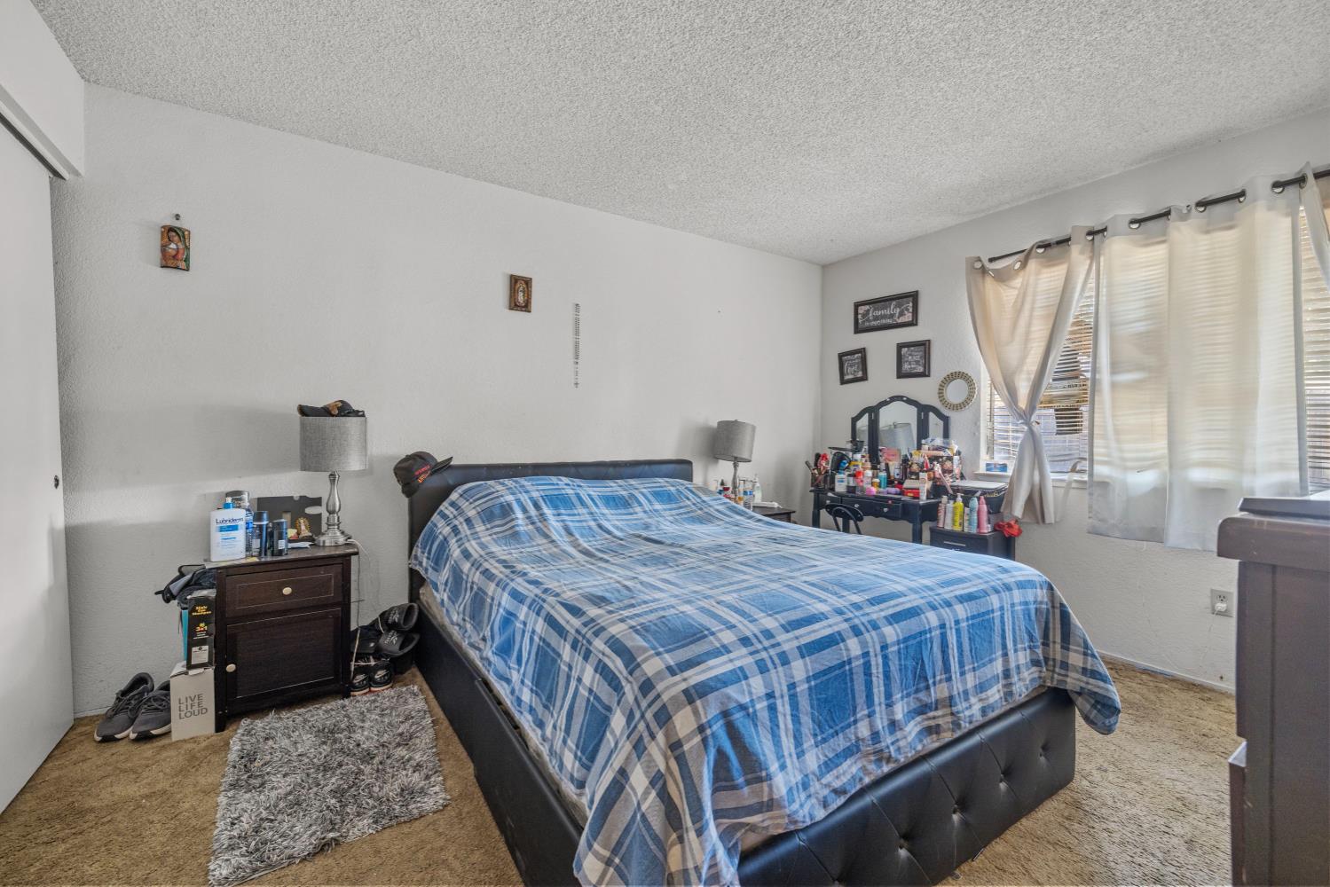 North Highlands, California, 95660, United States, ,Residential,For Sale,1941580