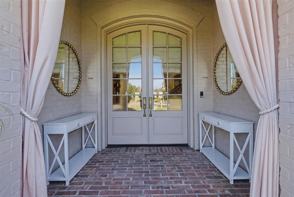 Lake Charles, Louisiana, 70605, United States, 5 Bedrooms Bedrooms, ,5 BathroomsBathrooms,Residential,For Sale,2024093