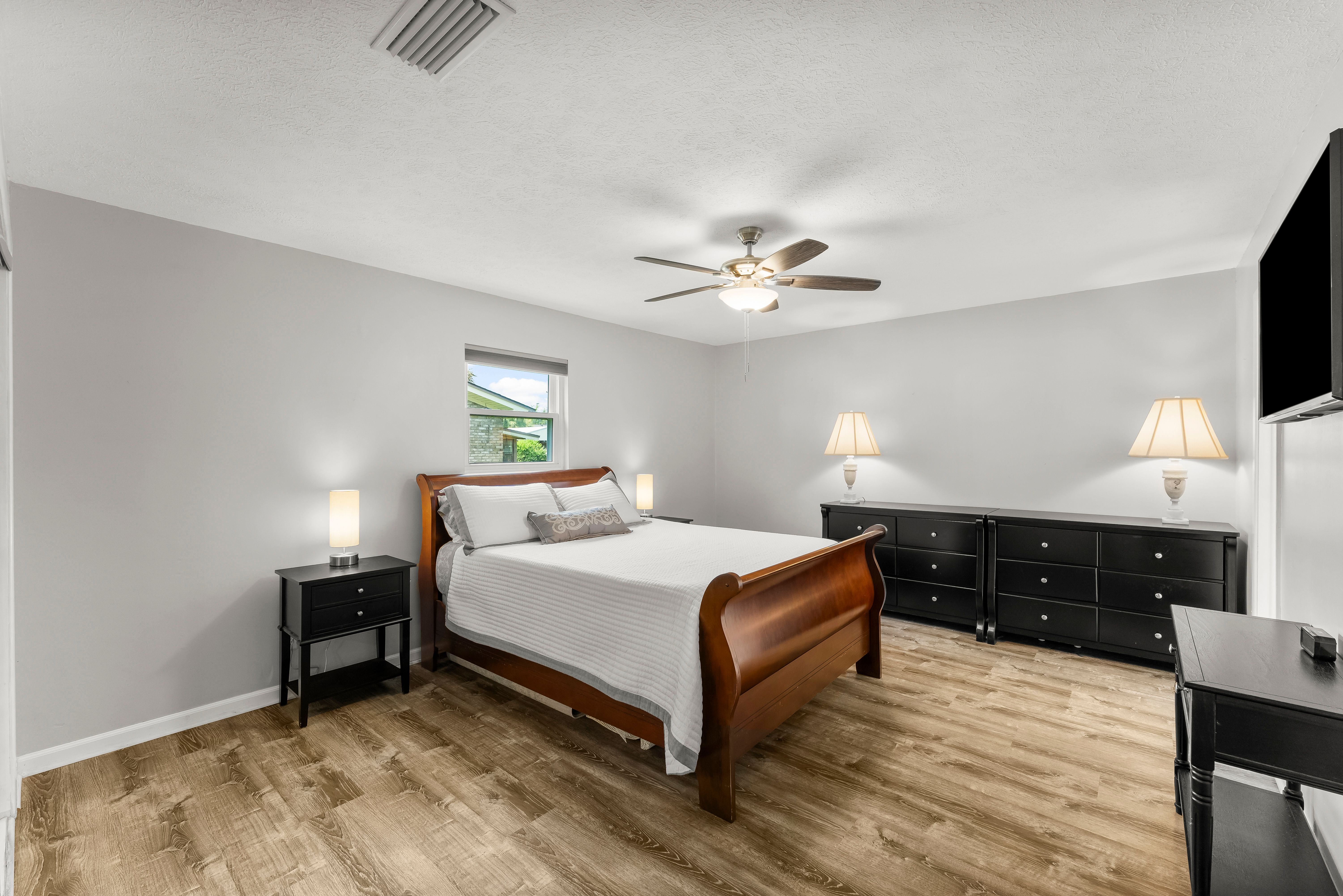  Waterfront Canal Home With Boat Lift And Private Canal Access - 物件實景