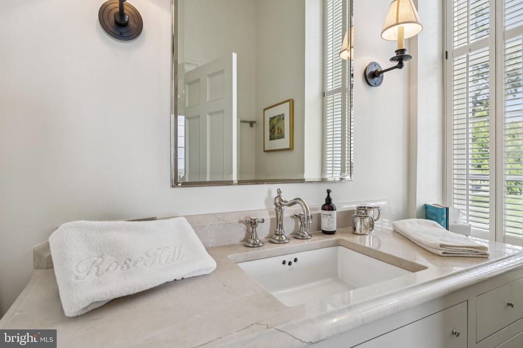 Rappahannock Academy, Virginia, 22538, United States, 4 Bedrooms Bedrooms, ,5 BathroomsBathrooms,Residential,For Sale,1917132