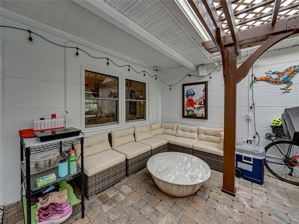 Gulfport, Florida, 33707, United States, 3 Bedrooms Bedrooms, ,3 BathroomsBathrooms,Residential,For Sale,1846647