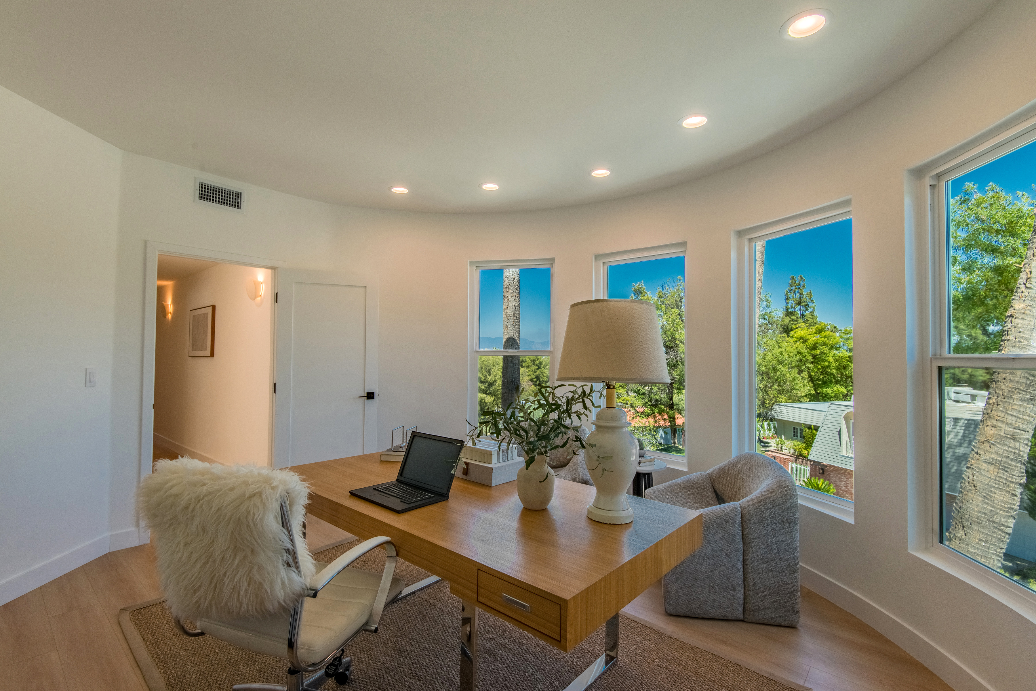  4211   Nogales Dr - 物件實景