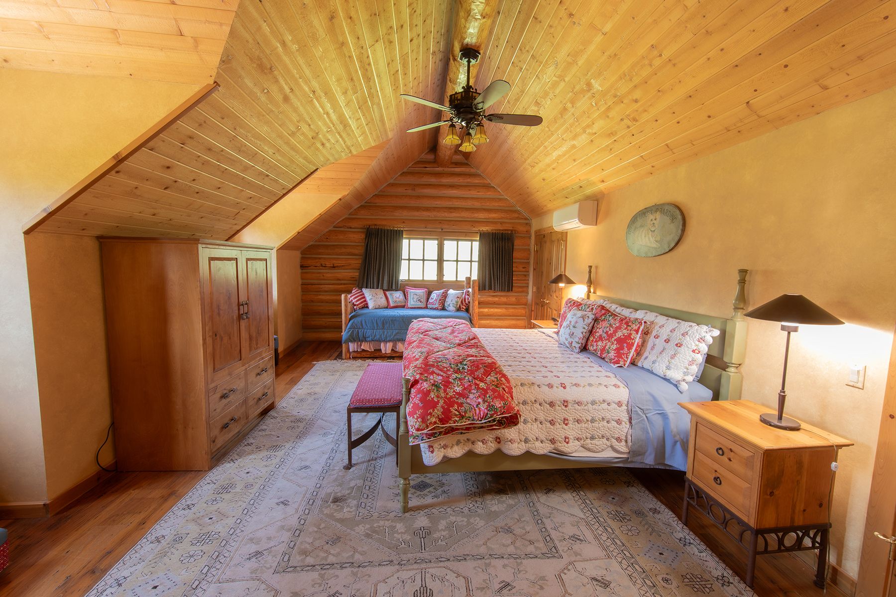  Private Wooded Retreat - 物件實景