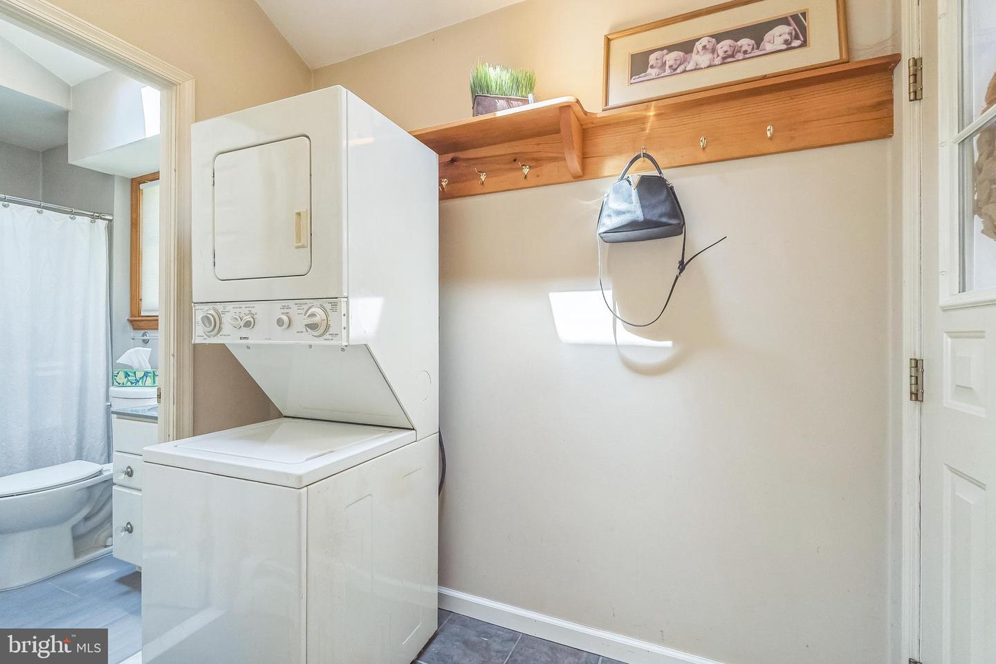 Rose Valley, Pennsylvania, 19086, United States, 3 Bedrooms Bedrooms, ,2 BathroomsBathrooms,Residential,For Sale,1906936