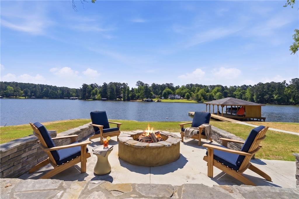 Milledgeville, Georgia, 31061, United States, 4 Bedrooms Bedrooms, ,4 BathroomsBathrooms,Residential,For Sale,2039885