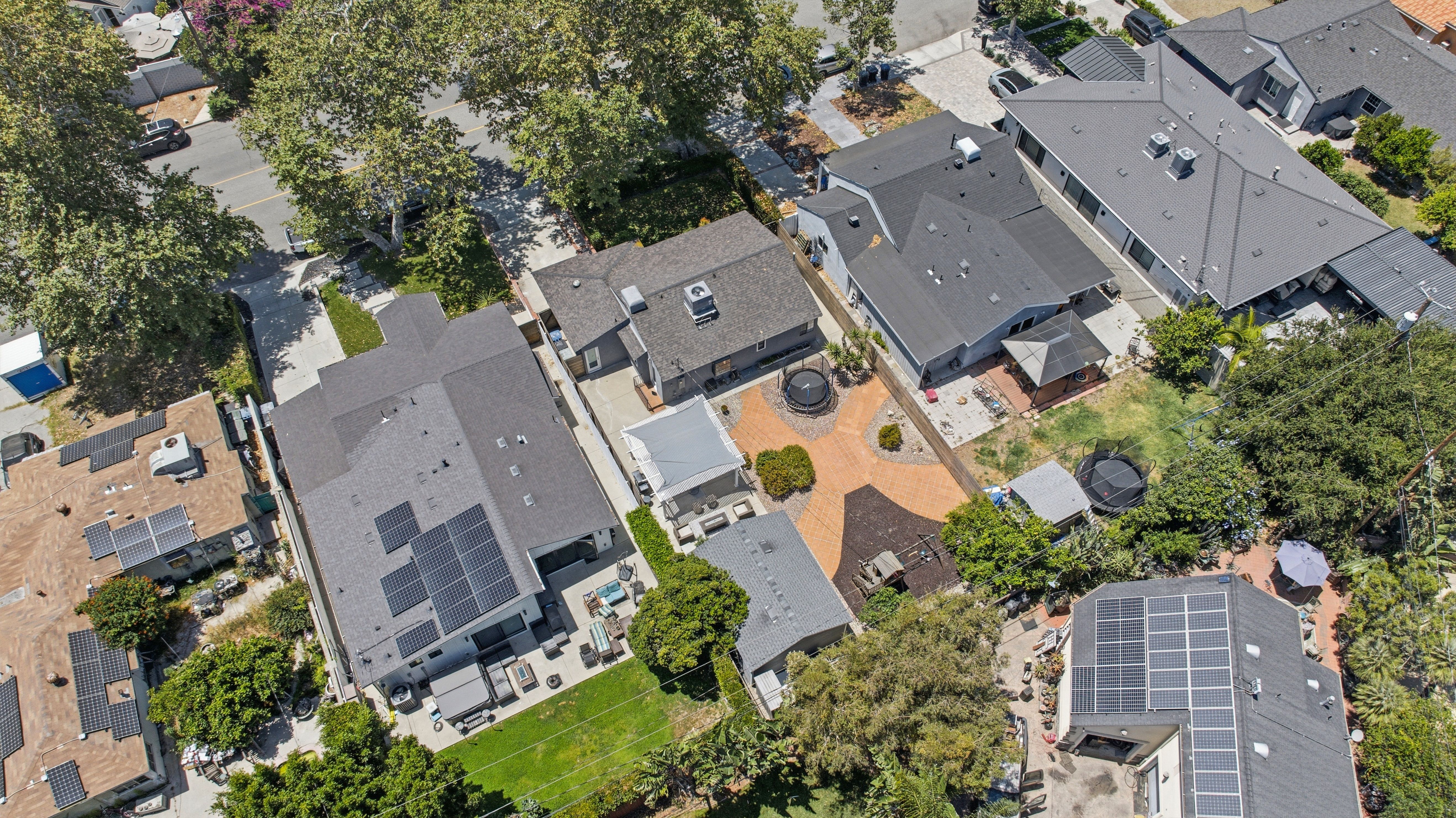  526 North Toluca Park Drive, Burbank, CA 91505 - 物件實景