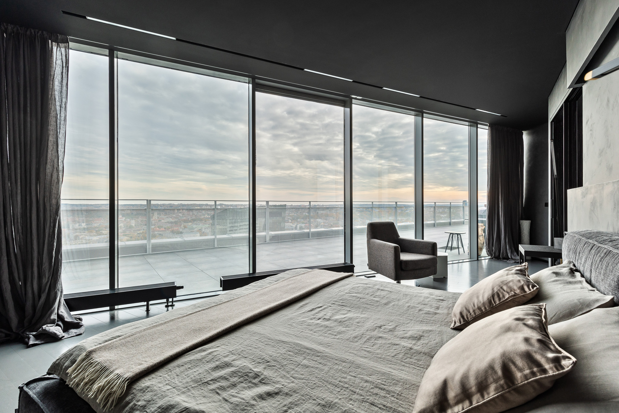  Elegance Meets Unmatched Luxury Above the City Views - 物件實景