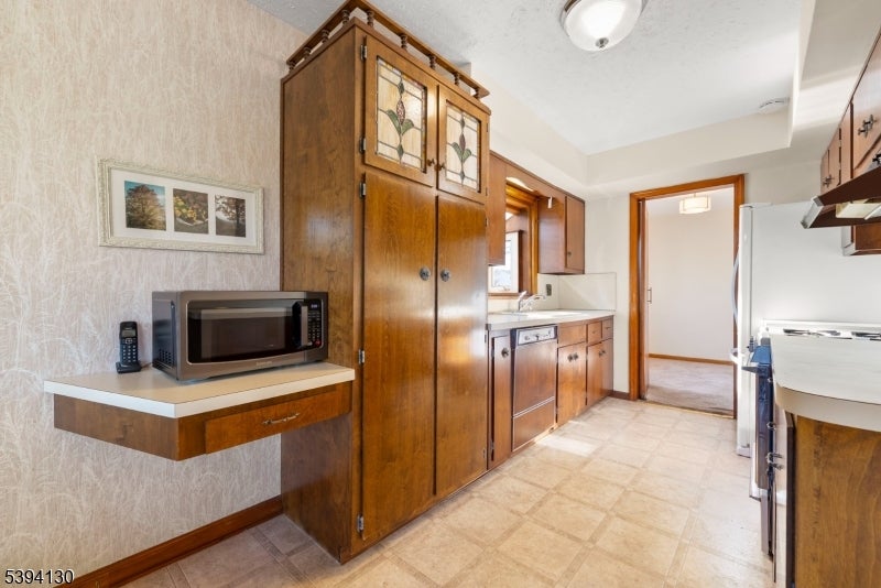 Clifton City, New Jersey, 07013, United States, 3 Bedrooms Bedrooms, ,1 BathroomBathrooms,Residential,For Sale,1980318