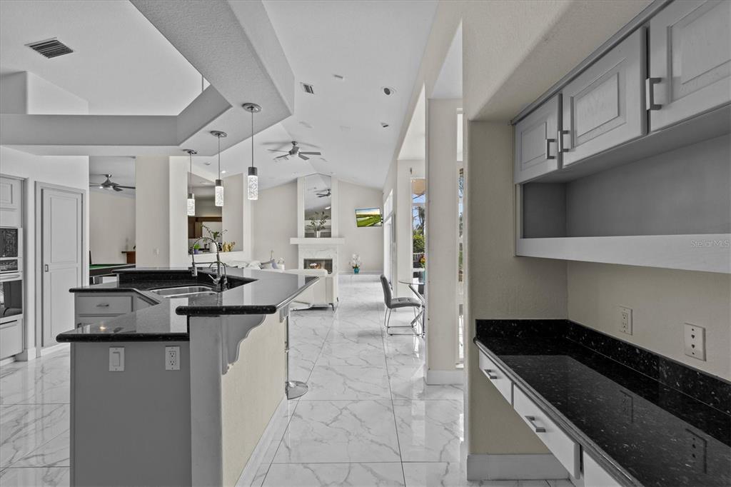 Tarpon Springs, Florida, 34689, United States, 5 Bedrooms Bedrooms, ,4 BathroomsBathrooms,Residential,For Sale,1901720