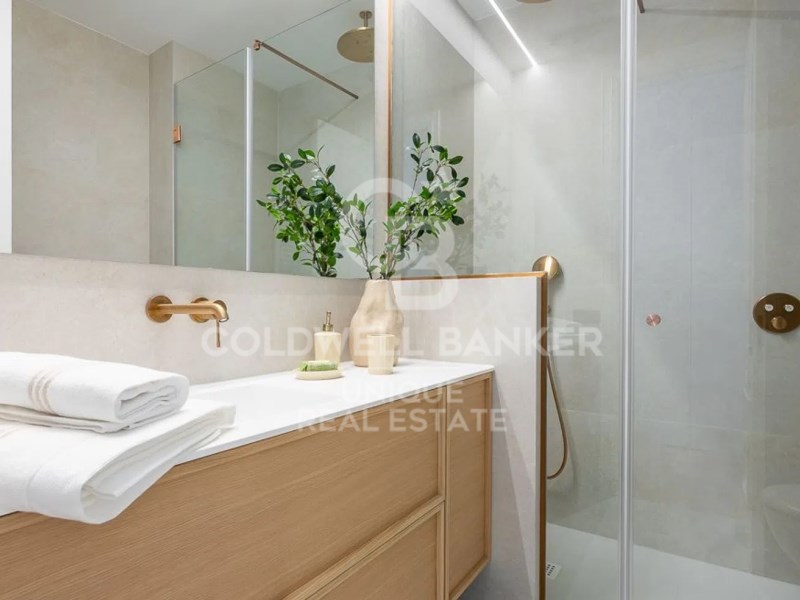 Madrid, Comunidad de Madrid, ES, 3 Bedrooms Bedrooms, ,4 BathroomsBathrooms,Residential,For Sale,1867258
