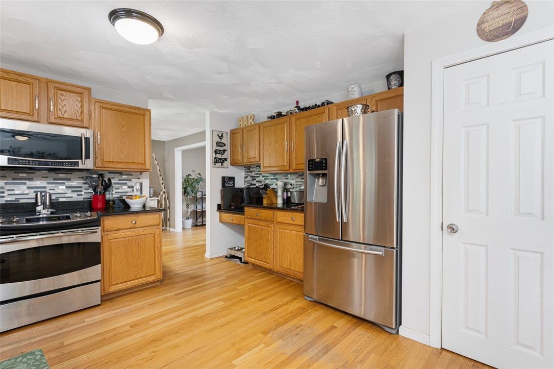 Coventry, Rhode Island, 02816, United States, 3 Bedrooms Bedrooms, ,3 BathroomsBathrooms,Residential,For Sale,1938841