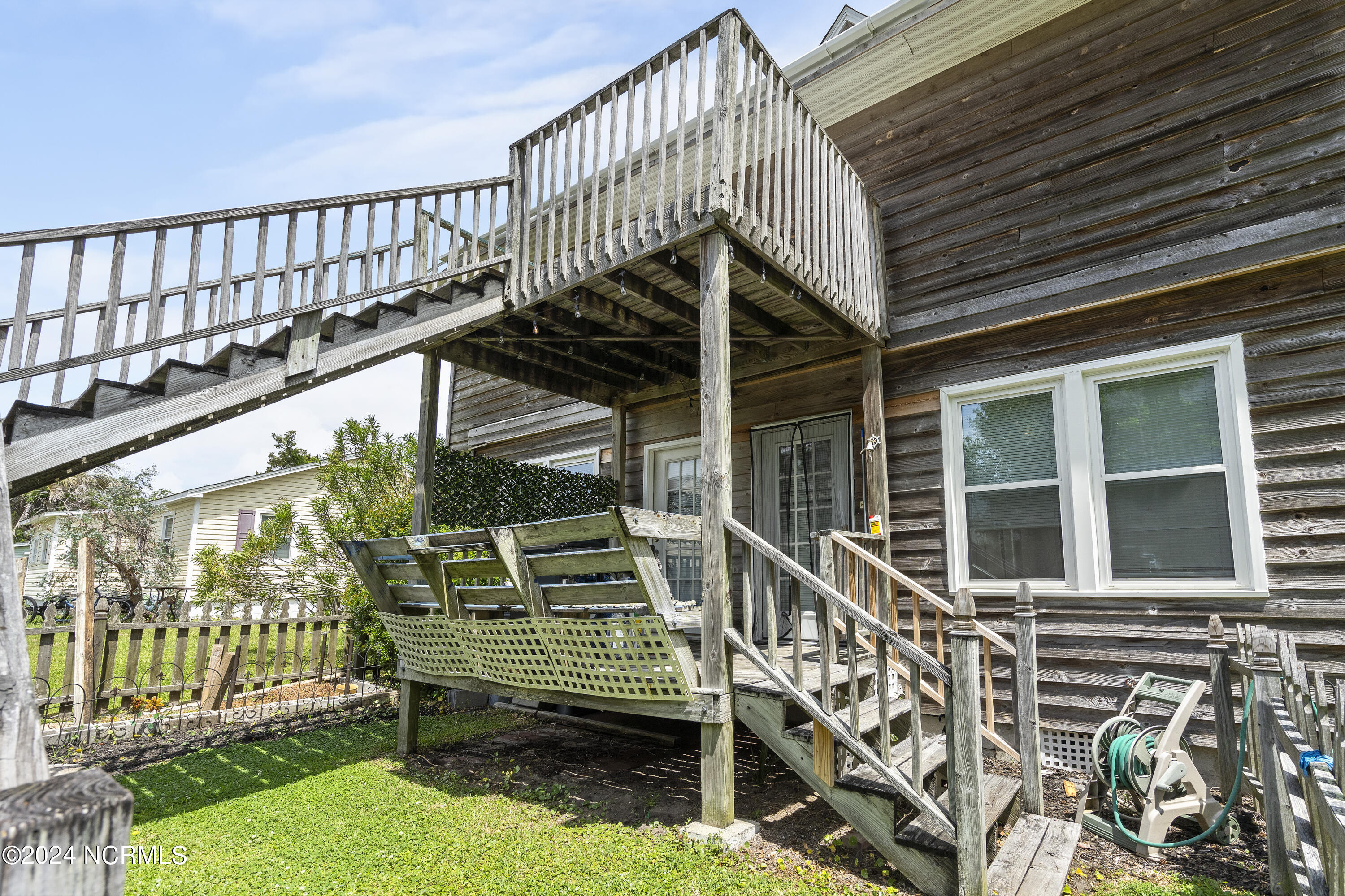 Carolina Beach, North Carolina, 28428, United States, 2 Bedrooms Bedrooms, ,2 BathroomsBathrooms,Residential,For Sale,1708974