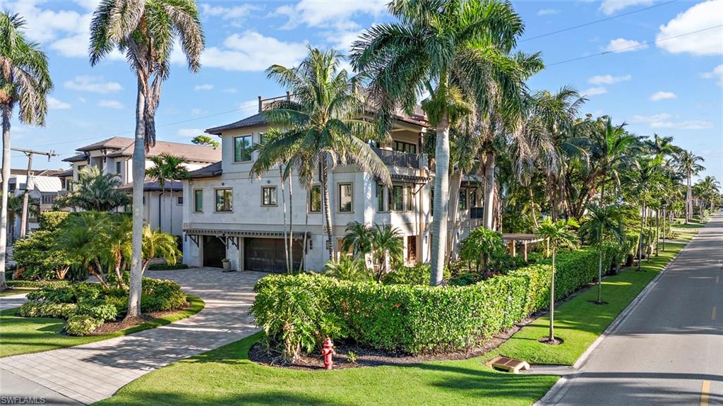 Naples, Florida, 34102, United States, 5 Bedrooms Bedrooms, ,6 BathroomsBathrooms,Residential,For Sale,1993468
