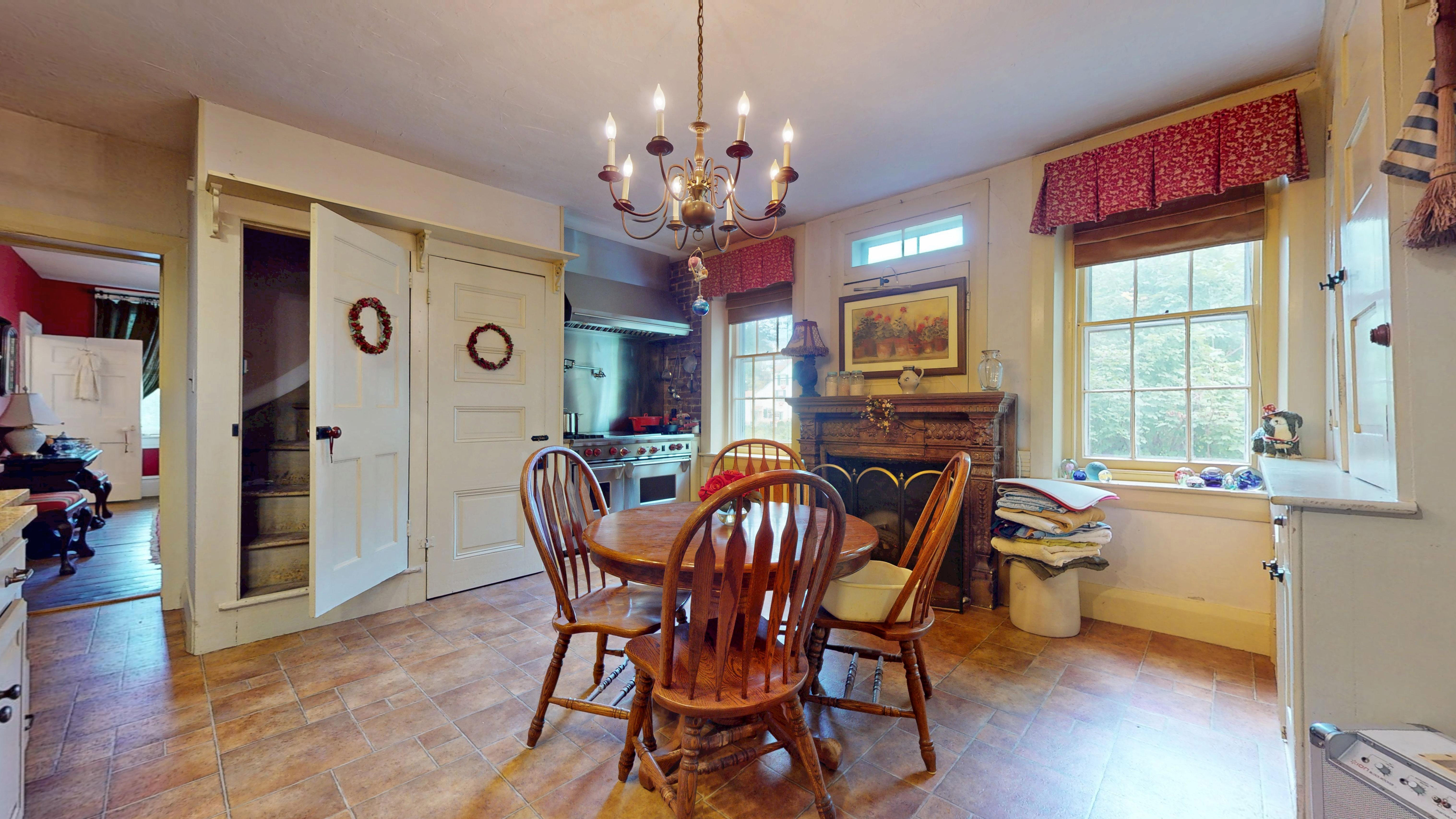 Absecon, New Jersey, 08201, United States, 7 Bedrooms Bedrooms, ,4 BathroomsBathrooms,Residential,For Sale,1974991