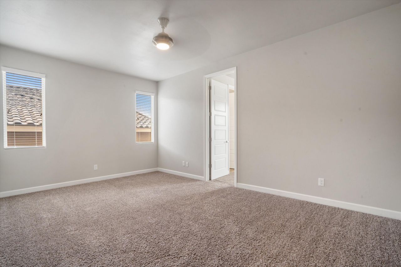 Rio Rancho, New Mexico, 87124, United States, 4 Bedrooms Bedrooms, ,4 BathroomsBathrooms,Residential,For Sale,1919636