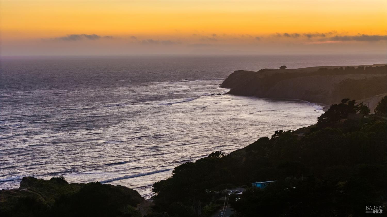 Bolinas, California, 94924, United States, 2 Bedrooms Bedrooms, ,3 BathroomsBathrooms,Residential,For Sale,1906337