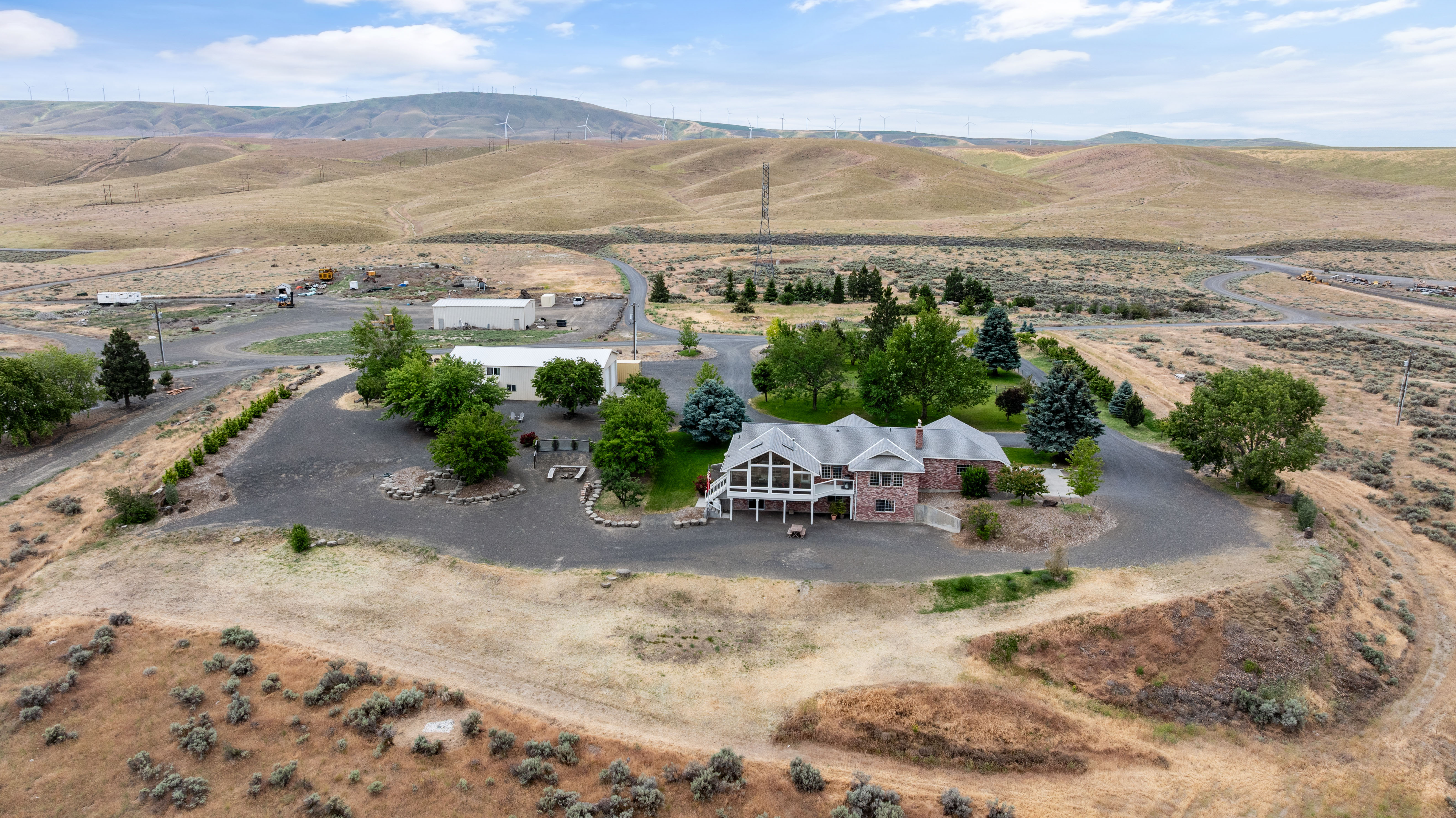  One of Kennewick’s Most Unique Estate Properties - 物件實景