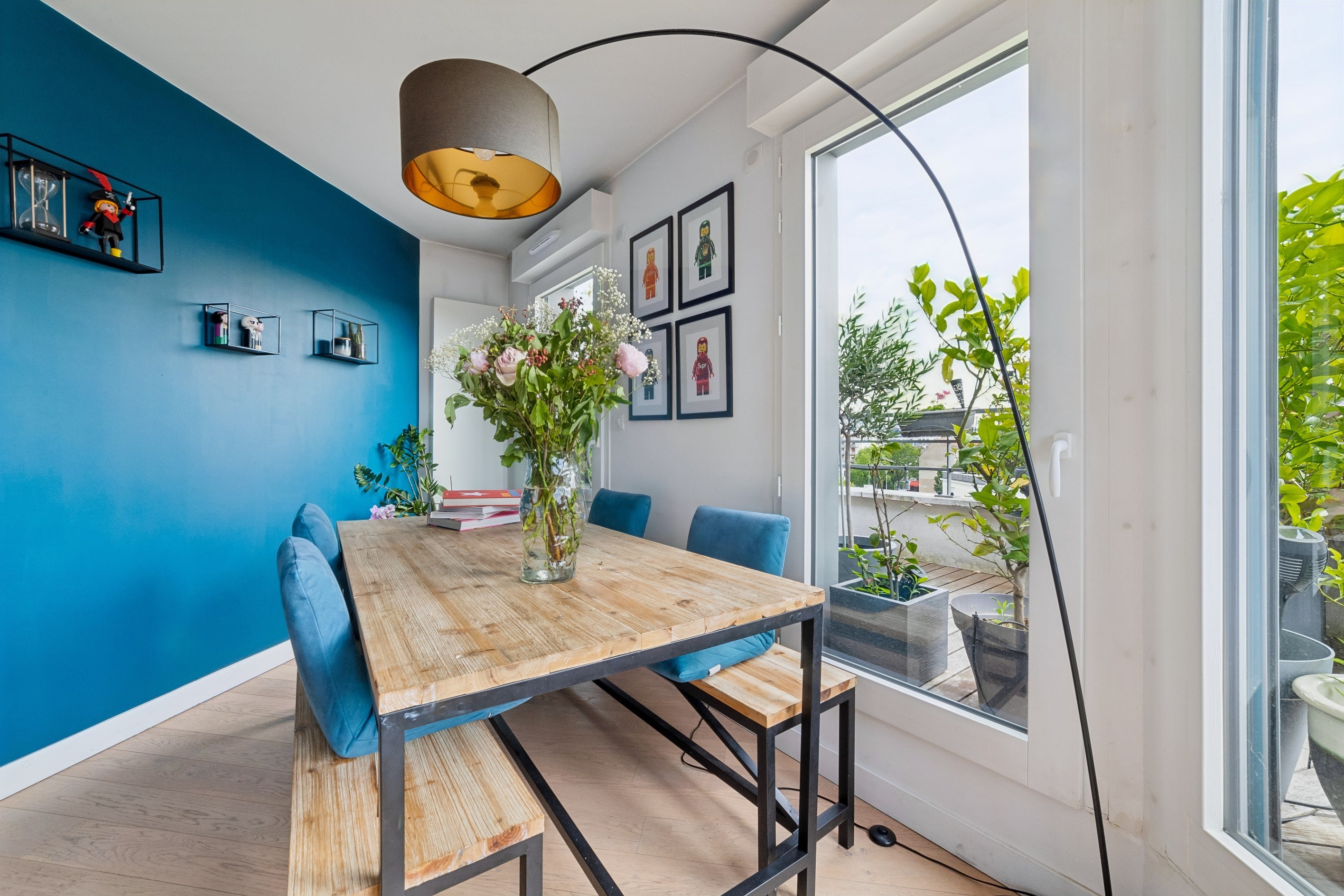  Issy-les-Moulineaux (City Centre) – Top floor 2-bedroom apartment with terrace … - 物件實景
