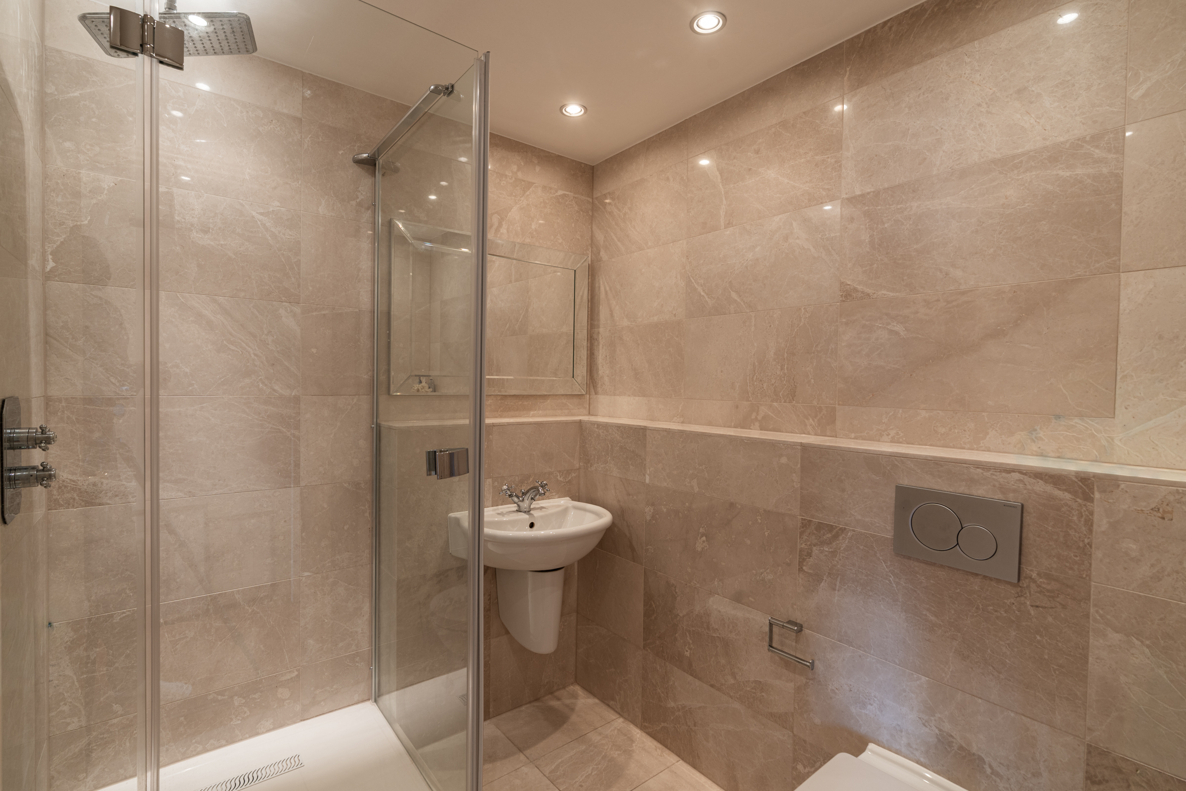  A Lateral St John’s Wood Apartment with Panoramic Regent’s Park Views - 物件實景