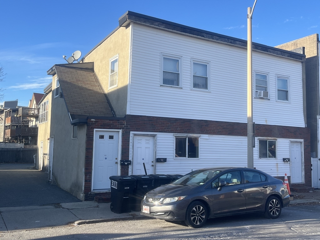 Somerville, Massachusetts, 02145, United States, 5 Bedrooms Bedrooms, ,3 BathroomsBathrooms,Residential,For Sale,2005172