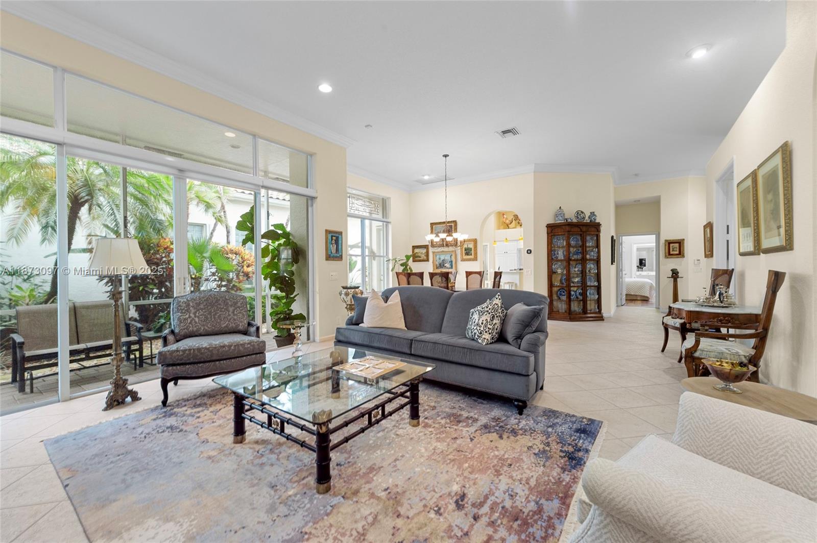 Weston, Florida, 33327, United States, 3 Bedrooms Bedrooms, ,3 BathroomsBathrooms,Residential,For Sale,1942186