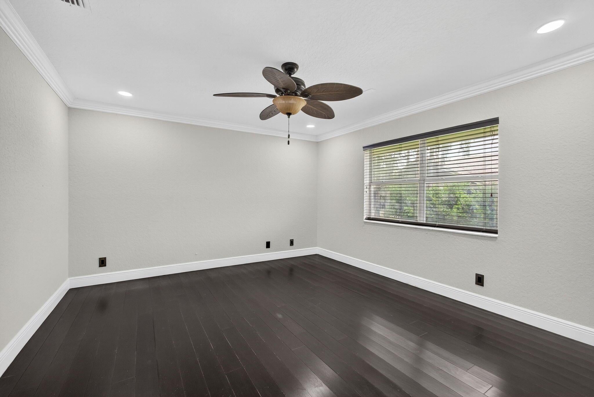 Wellington, Florida, 33414, United States, 5 Bedrooms Bedrooms, ,4 BathroomsBathrooms,Residential,For Sale,1978857