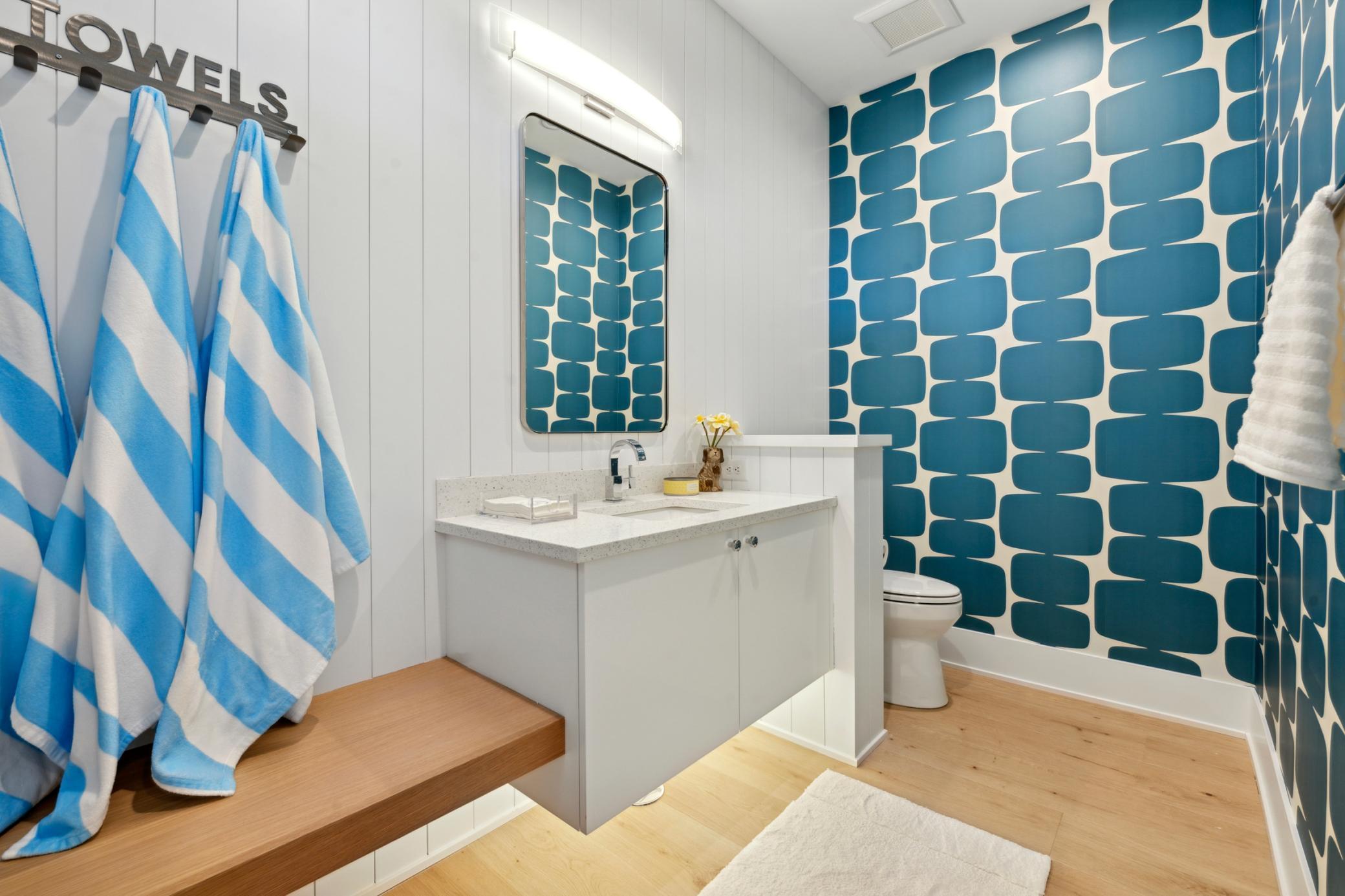 Chanhassen, Minnesota, 55317, United States, 4 Bedrooms Bedrooms, ,4 BathroomsBathrooms,Residential,For Sale,1994530