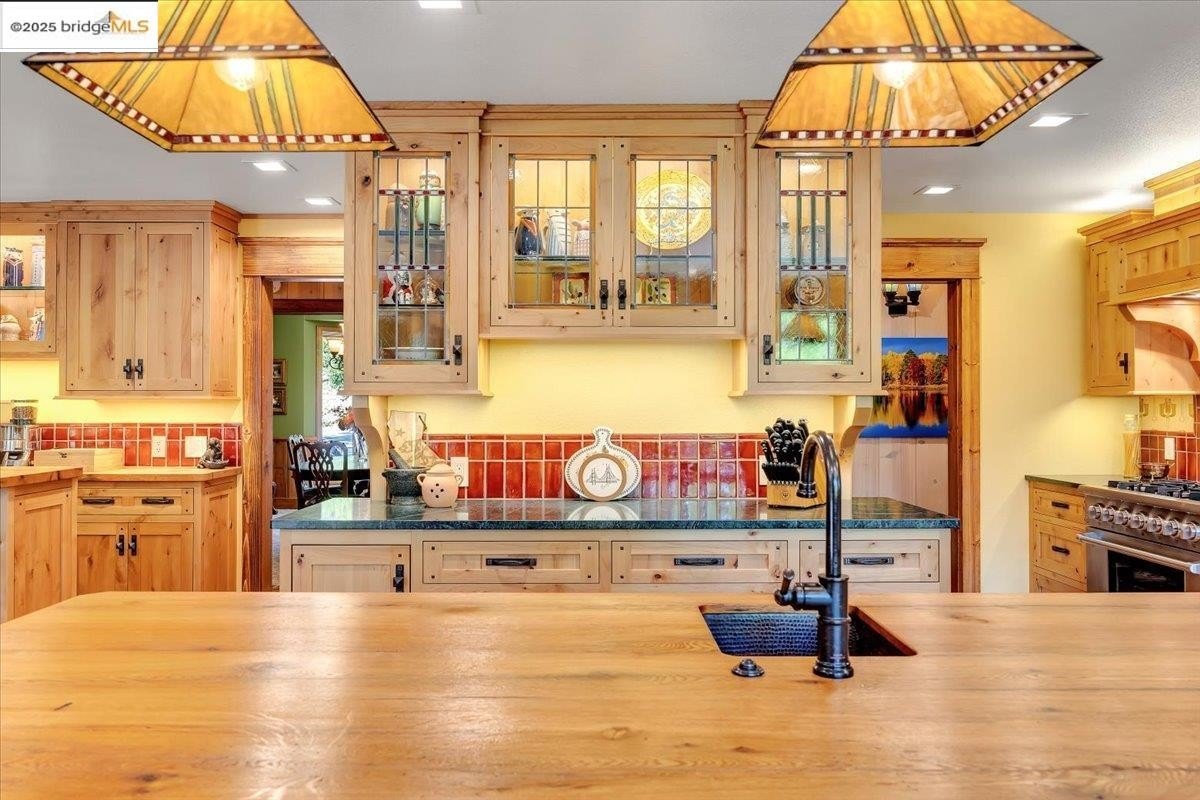 Twain Harte, California, 95383, United States, 4 Bedrooms Bedrooms, ,3 BathroomsBathrooms,Residential,For Sale,1908643