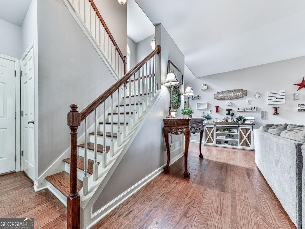 Dallas, Georgia, 30132, United States, 5 Bedrooms Bedrooms, ,3 BathroomsBathrooms,Residential,For Sale,1914643