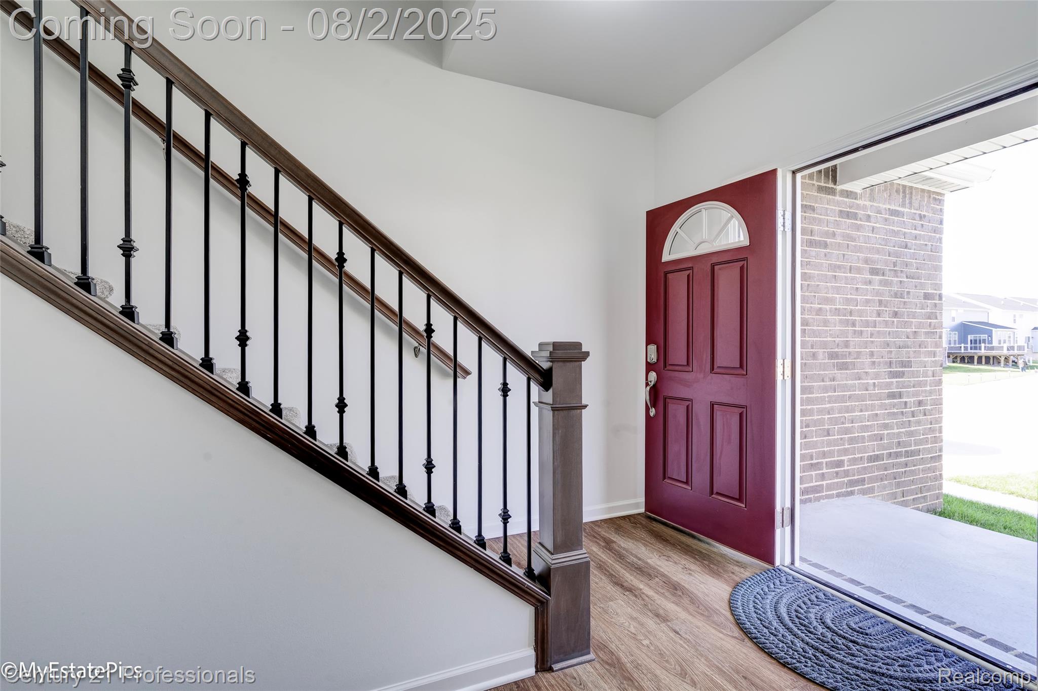 SouthLyon, Michigan, 48178, United States, 4 Bedrooms Bedrooms, ,3 BathroomsBathrooms,Residential,For Sale,1904843