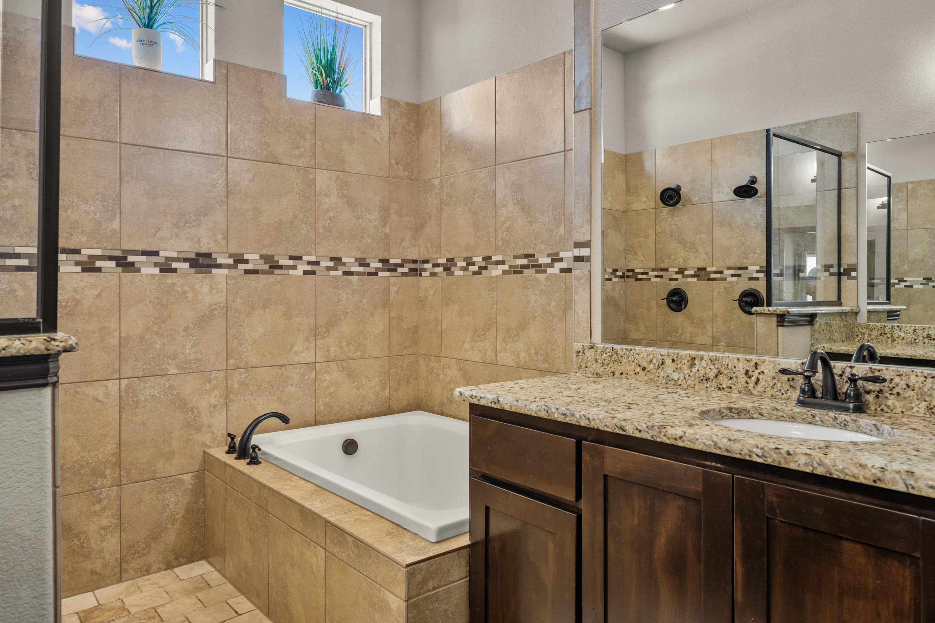 Caddo Mills, Texas, 75135, United States, 4 Bedrooms Bedrooms, ,2 BathroomsBathrooms,Residential,For Sale,1943912
