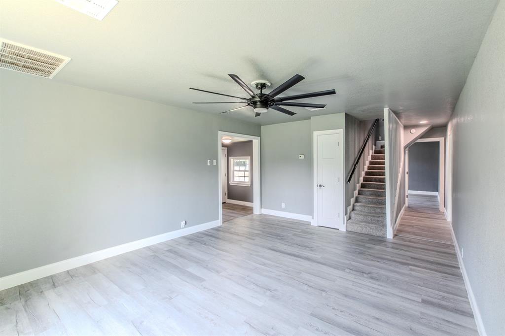 Woodway, Texas, 76712, United States, 4 Bedrooms Bedrooms, ,3 BathroomsBathrooms,Residential,For Sale,1981291