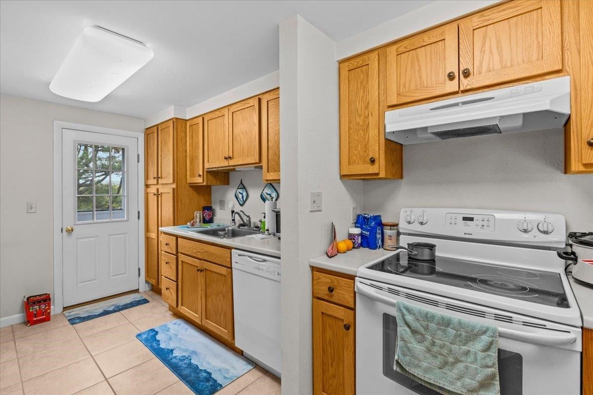 Stowe, Vermont, 05672, United States, ,Residential,For Sale,1848989